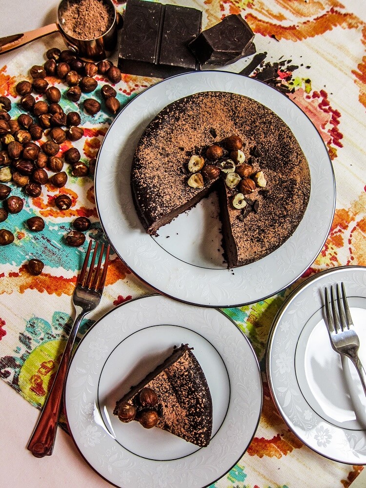 Flourless Chocolate Hazelnut Cake 4