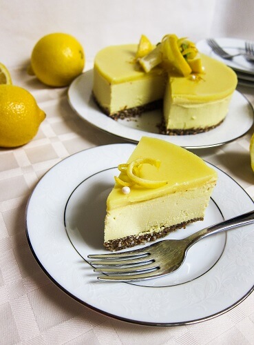 Vegan Lemon Cheesecake | Fragrant Vanilla Cake